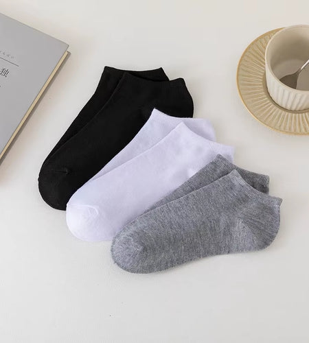 8 Pairs Men Solid Color Minimalist Ankle Socks Fashionable Versatile Trend Socks Lightweight Breathable Comfortable Casual Socks