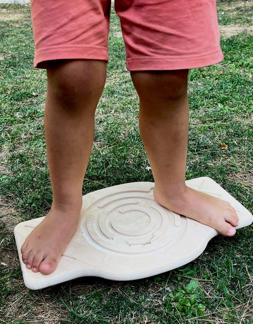 Load image into Gallery viewer, Maze Wooden Balance Board-0
